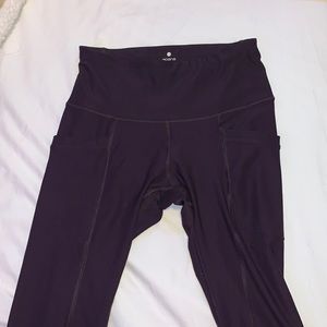 maroon/dark purple leggings